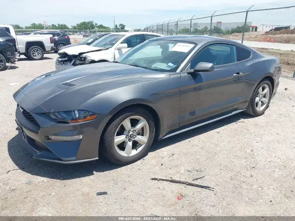 1FA6P8TH4J5175478 2018 FORD MUSTANG - Image 2