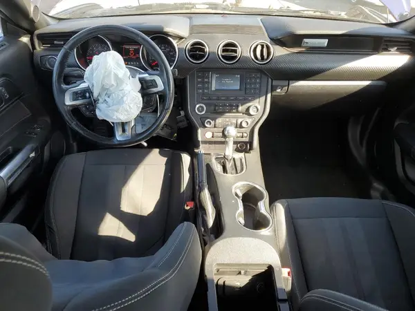 1FA6P8TH4J5176808 2018 FORD MUSTANG - Image 8
