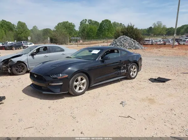 1FA6P8TH4J5182849 2018 FORD MUSTANG - Image 2