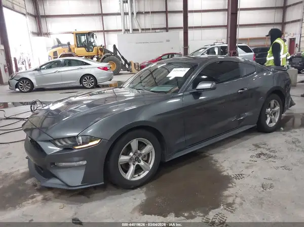 1FA6P8TH4K512522 2019 FORD MUSTANG - Image 2