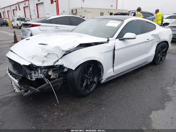 1FA6P8TH4L5121326 2020 FORD MUSTANG - Image 2