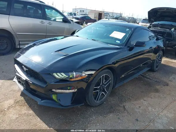 1FA6P8TH4L5186709 2020 FORD MUSTANG - Image 2