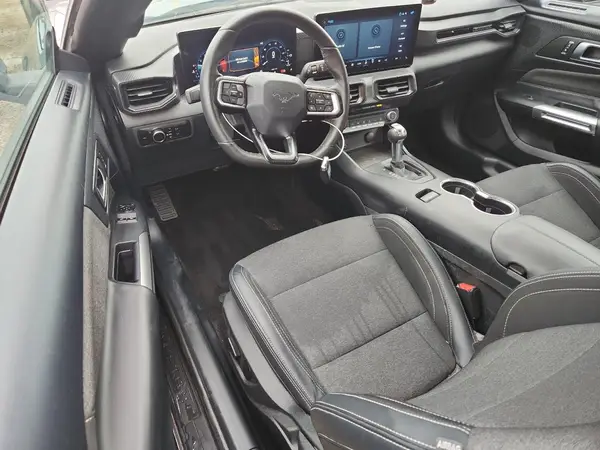 1FA6P8TH4R5112215 2024 FORD MUSTANG - Image 8
