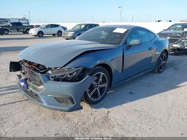 1FA6P8TH4R5141018 2024 FORD MUSTANG - Image 2