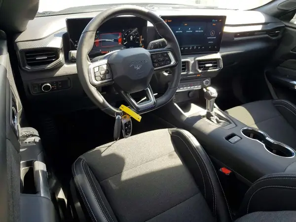 1FA6P8TH4S5126010 2025 FORD MUSTANG - Image 8