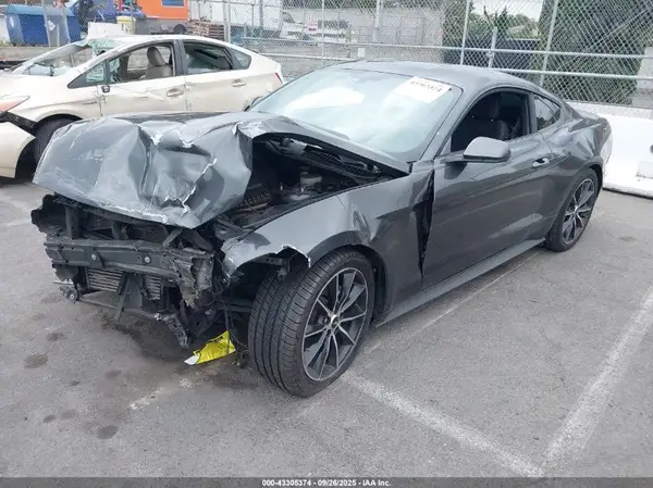 1FA6P8TH5G5246776 2016 FORD MUSTANG - Image 2