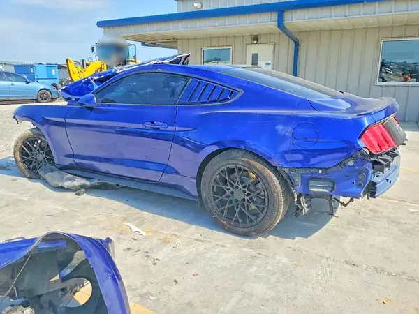 1FA6P8TH5G5259236 2016 FORD MUSTANG - Image 2