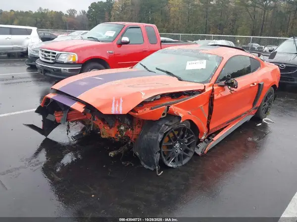 1FA6P8TH5G5296108 2016 FORD MUSTANG - Image 2