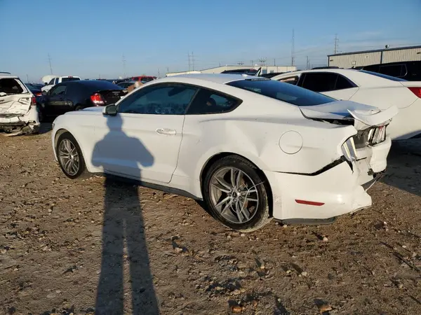 1FA6P8TH5G5307933 2016 FORD MUSTANG - Image 2