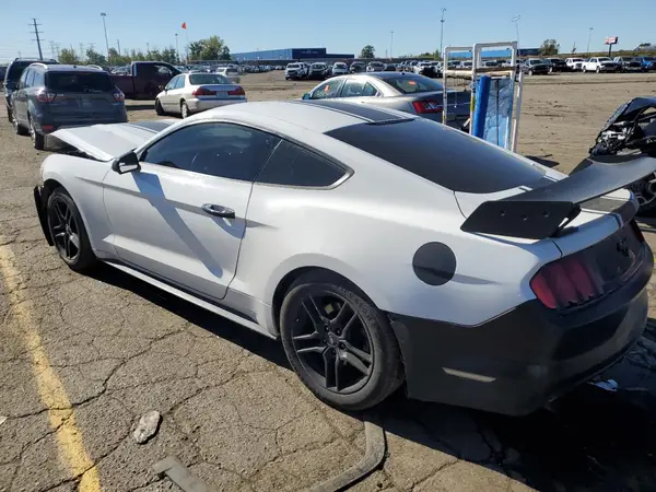 1FA6P8TH5H5266320 2017 FORD MUSTANG - Image 2