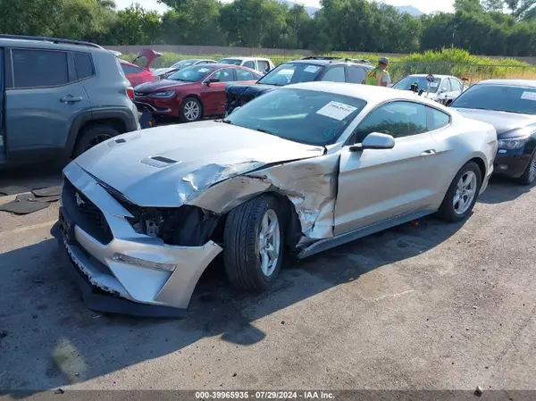 1FA6P8TH5J5172489 2018 FORD MUSTANG - Image 2