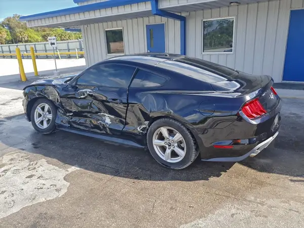 1FA6P8TH5K5167326 2019 FORD MUSTANG - Image 2
