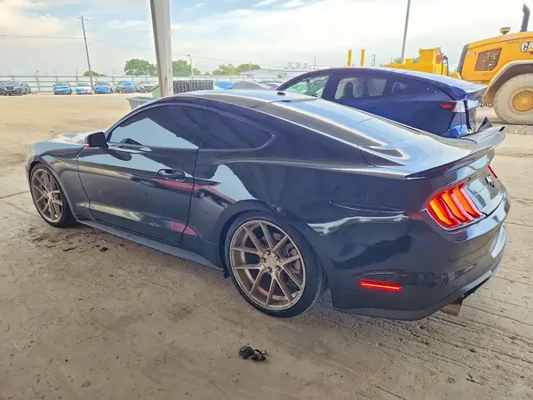 1FA6P8TH5K5188659 2019 FORD MUSTANG - Image 2