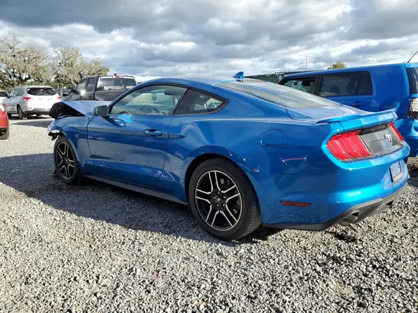 1FA6P8TH5L5175153 2020 FORD MUSTANG - Image 2
