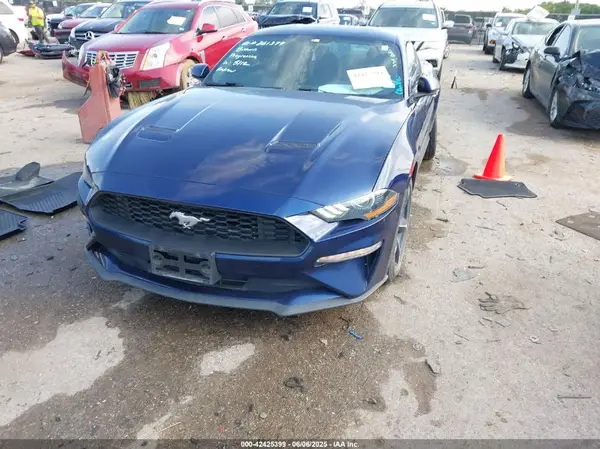 1FA6P8TH5L5175735 2020 FORD MUSTANG - Image 2