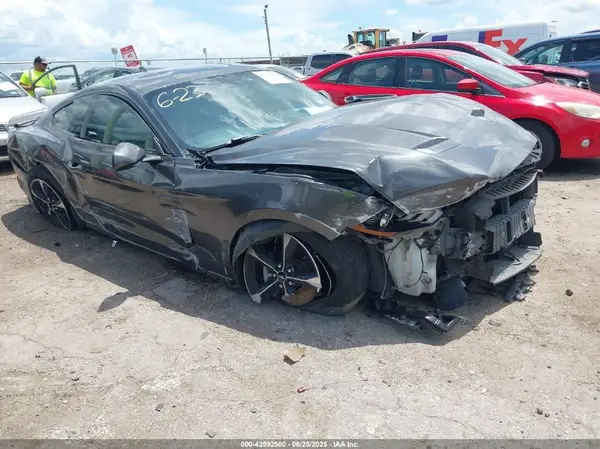 1FA6P8TH5L5176075 2020 FORD MUSTANG - Image 1