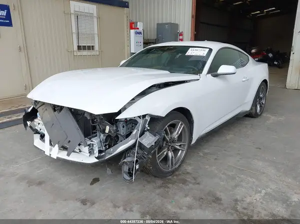 1FA6P8TH5S5108776 2025 FORD MUSTANG - Image 2