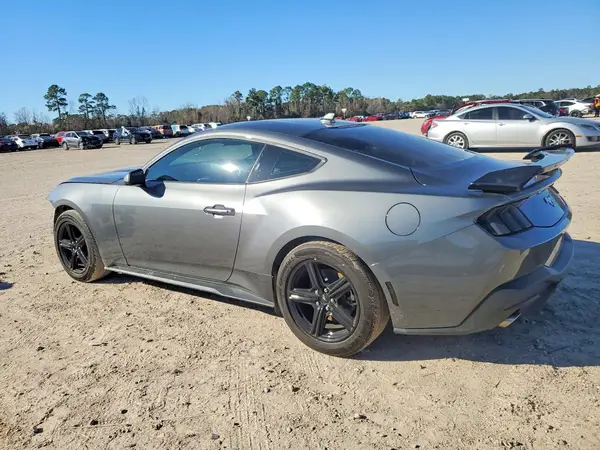 1FA6P8TH5S5112584 2025 FORD MUSTANG - Image 2