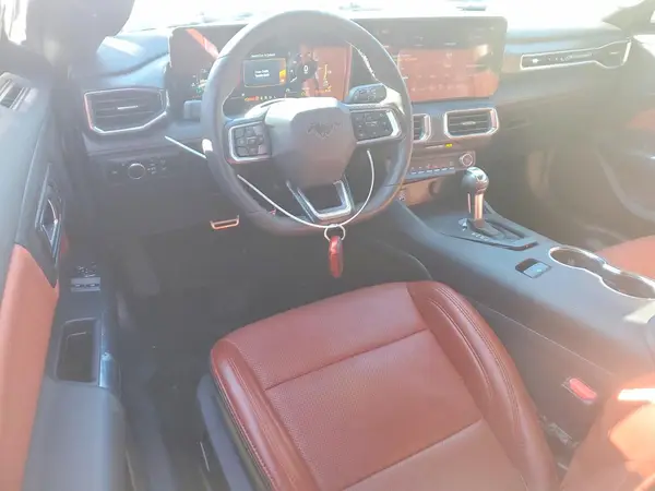 1FA6P8TH5S5118093 2025 FORD MUSTANG - Image 8