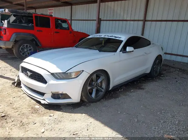 1FA6P8TH6G5252537 2016 FORD MUSTANG - Image 2