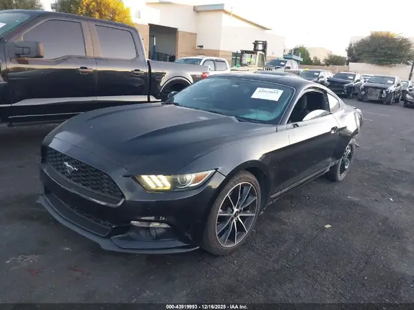 1FA6P8TH6G5253171 2016 FORD MUSTANG - Image 2