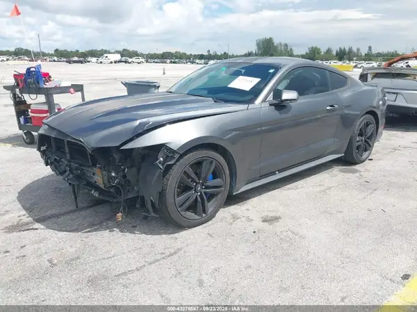 1FA6P8TH6G5289152 2016 FORD MUSTANG - Image 2