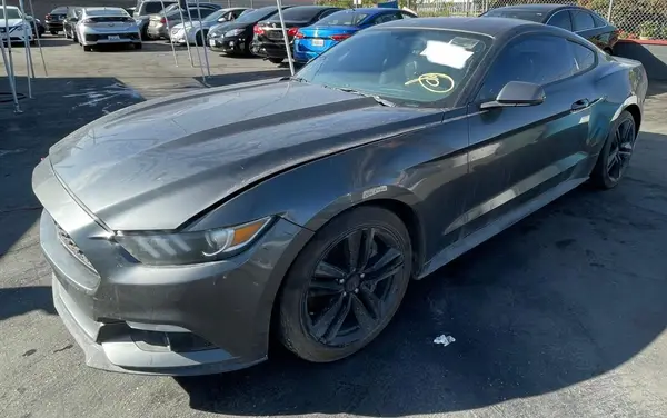 1FA6P8TH6G5306872 2016 FORD MUSTANG - Image 2