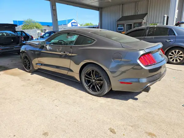 1FA6P8TH6H5202822 2017 FORD MUSTANG - Image 2