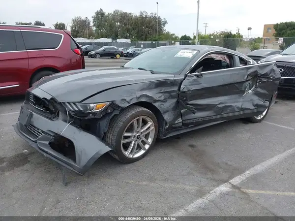 1FA6P8TH6H5229180 2017 FORD MUSTANG - Image 2