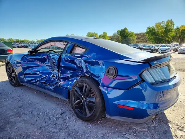 1FA6P8TH6H5333975 2017 FORD MUSTANG - Image 2