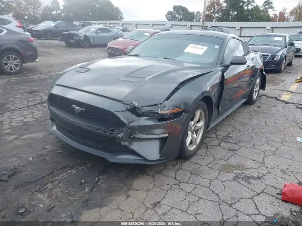 1FA6P8TH6J5164949 2018 FORD MUSTANG - Image 2