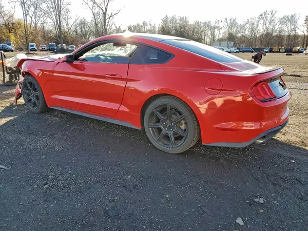 1FA6P8TH6J5173828 2018 FORD MUSTANG - Image 2