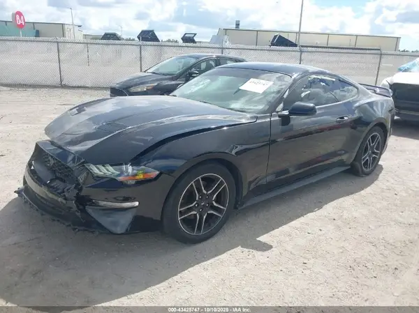 1FA6P8TH6J5177524 2018 FORD MUSTANG - Image 2