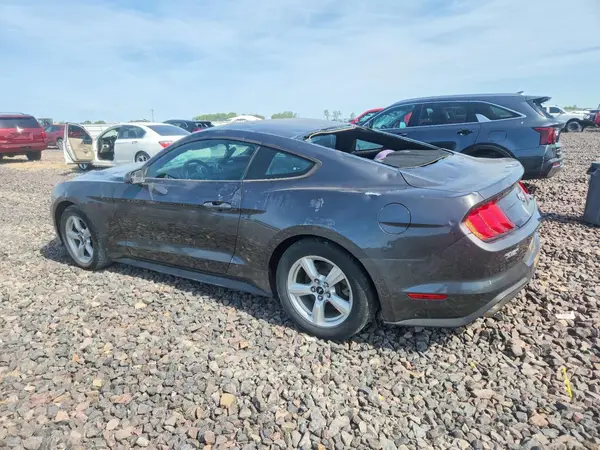 1FA6P8TH6J5185753 2018 FORD MUSTANG - Image 2