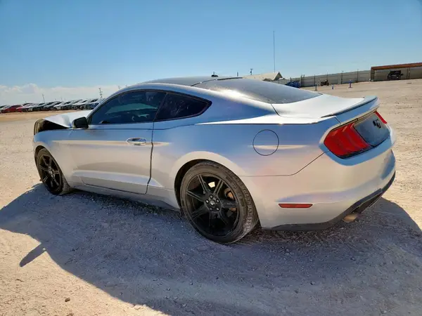 1FA6P8TH6K5157923 2019 FORD MUSTANG - Image 2