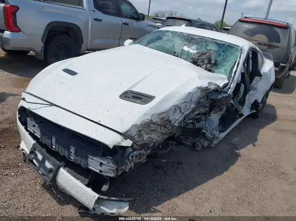 1FA6P8TH6K5201807 2019 FORD MUSTANG - Image 2