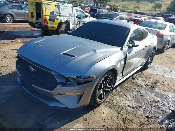 1FA6P8TH6L5138676 2020 FORD MUSTANG - Image 2
