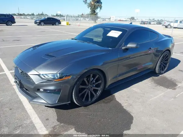 1FA6P8TH6L5138693 2020 FORD MUSTANG - Image 2
