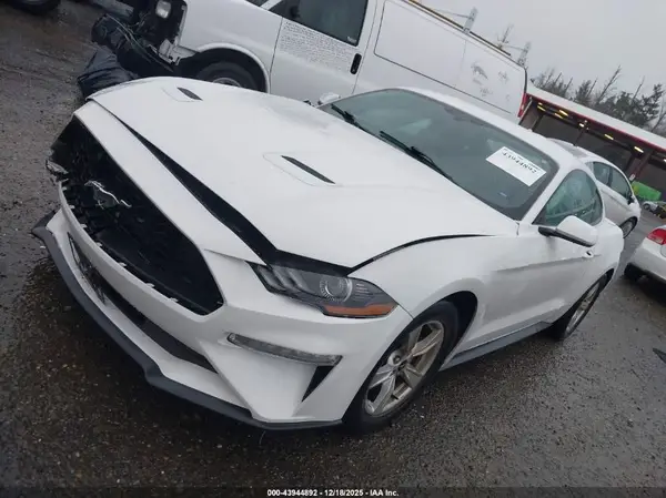 1FA6P8TH6L5186968 2020 FORD MUSTANG - Image 2