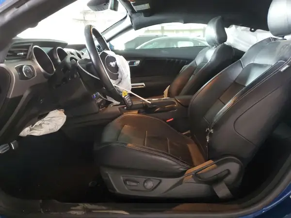 2022 FORD MUSTANG auction photo 7