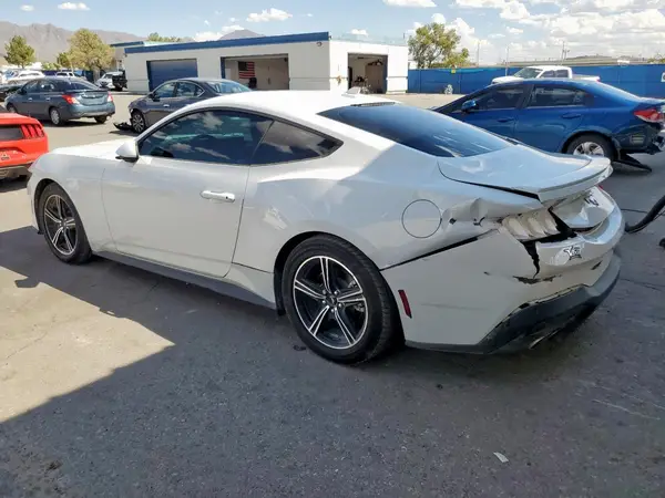 1FA6P8TH6R5146026 2024 FORD MUSTANG - Image 2