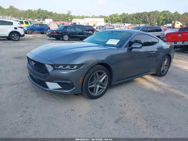 1FA6P8TH6S5104512 2025 FORD MUSTANG - Image 2