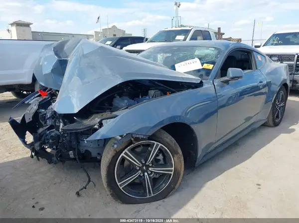 1FA6P8TH6S5127305 2025 FORD MUSTANG - Image 2