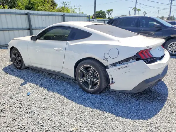 1FA6P8TH6S5131774 2025 FORD MUSTANG - Image 2