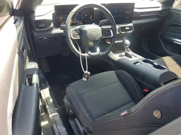 1FA6P8TH6S5131774 2025 FORD MUSTANG - Image 8