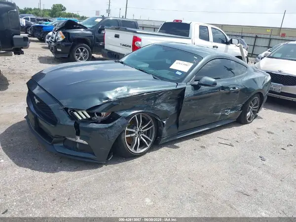 1FA6P8TH7G5269301 2016 FORD MUSTANG - Image 2