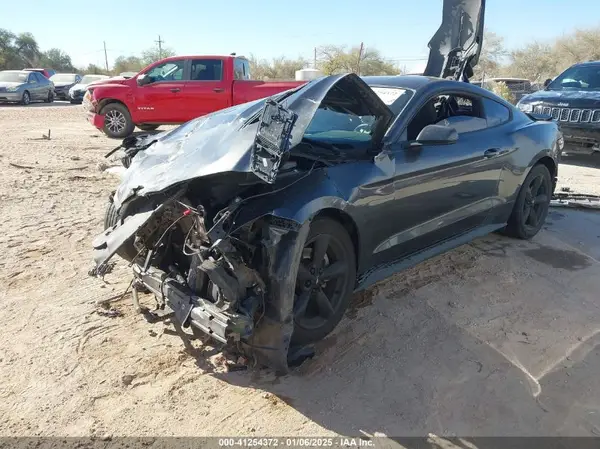 1FA6P8TH7G5317962 2016 FORD MUSTANG - Image 2