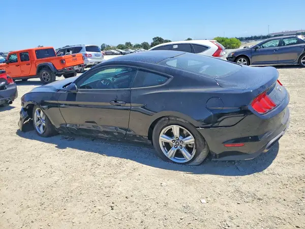 1FA6P8TH7J5117509 2018 FORD MUSTANG - Image 2