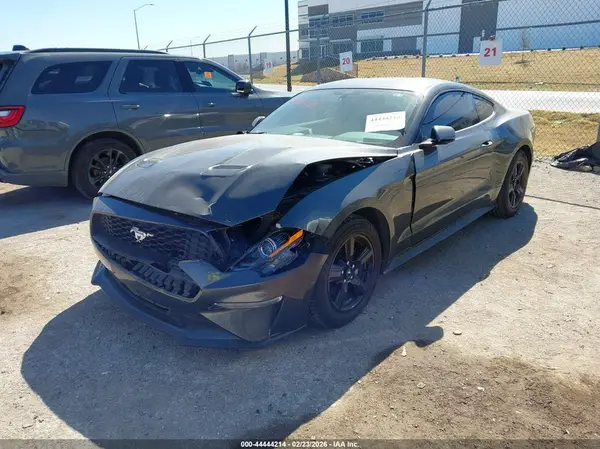 1FA6P8TH7J5122449 2018 FORD MUSTANG - Image 2