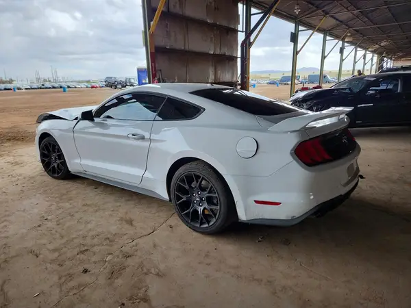 1FA6P8TH7J5138120 2018 FORD MUSTANG - Image 2
